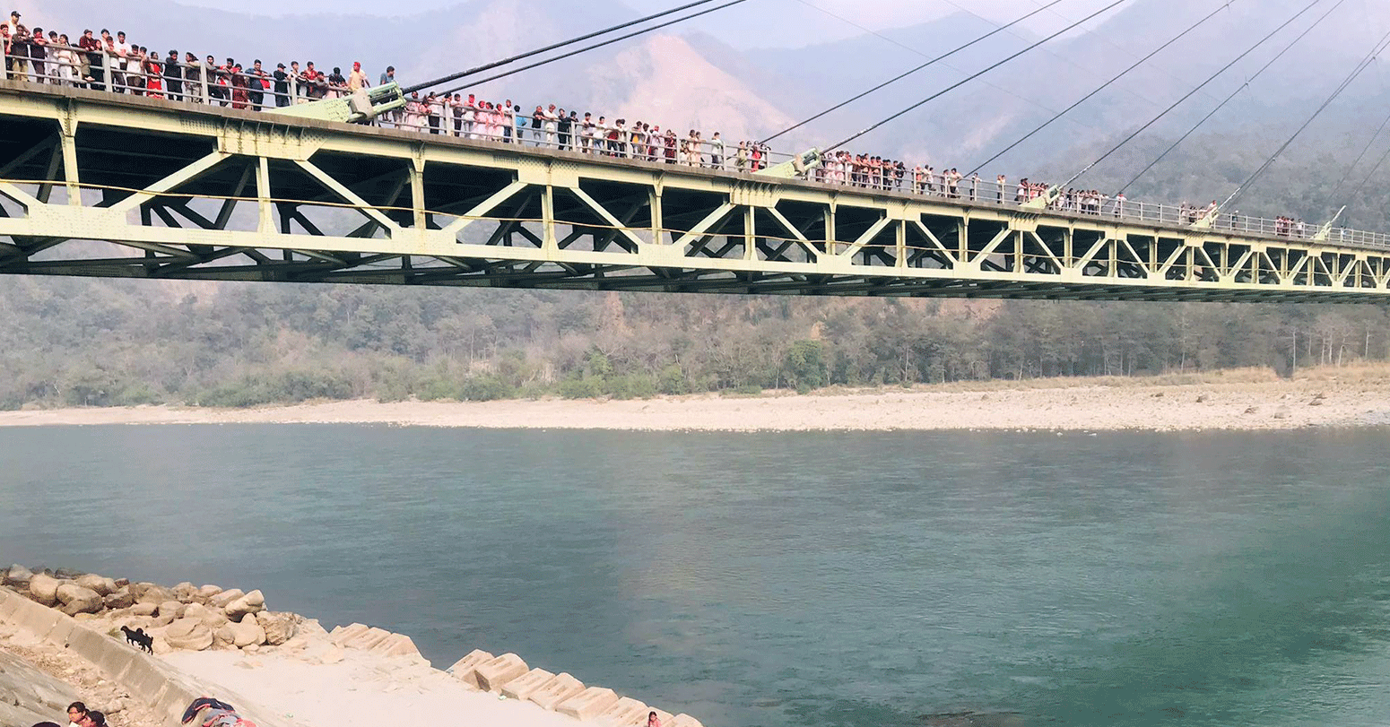कर्णालीमा हामफालेका १७ जना मध्ये एकजना बेपत्ता
